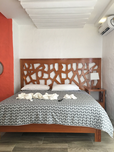Bedroom 2, Suites, Santa Cruz