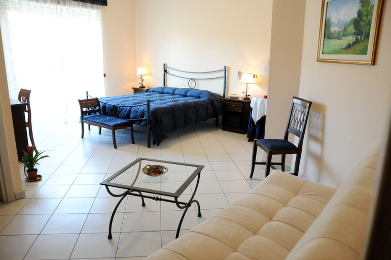 Bedroom 5, Park Hotel Paradiso, Enna