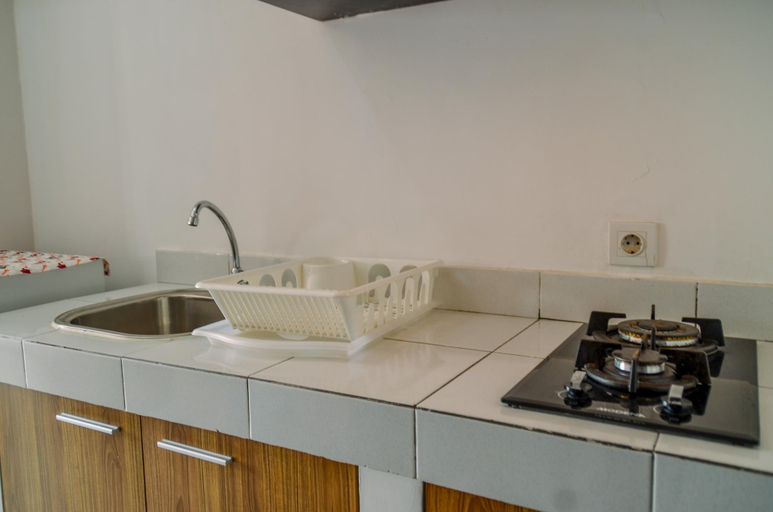 Others 4, Compact and Modern Studio Room at Casa De Parco Apartment, Tangerang