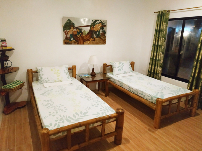 Bedroom 3, Carolina del Mar, Samboan