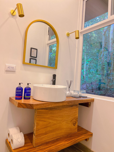 Bathroom 4, Amalú Luxury View Cabins, Abangares