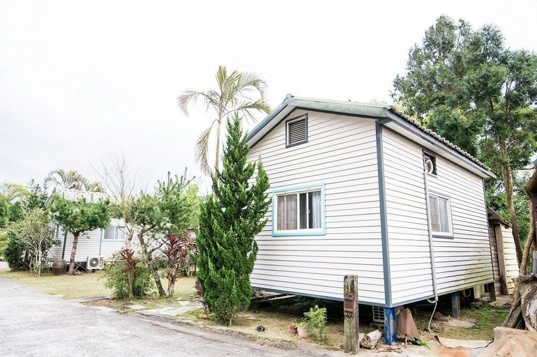 Exterior & Views 2, Fong Chou Cottage, Miaoli