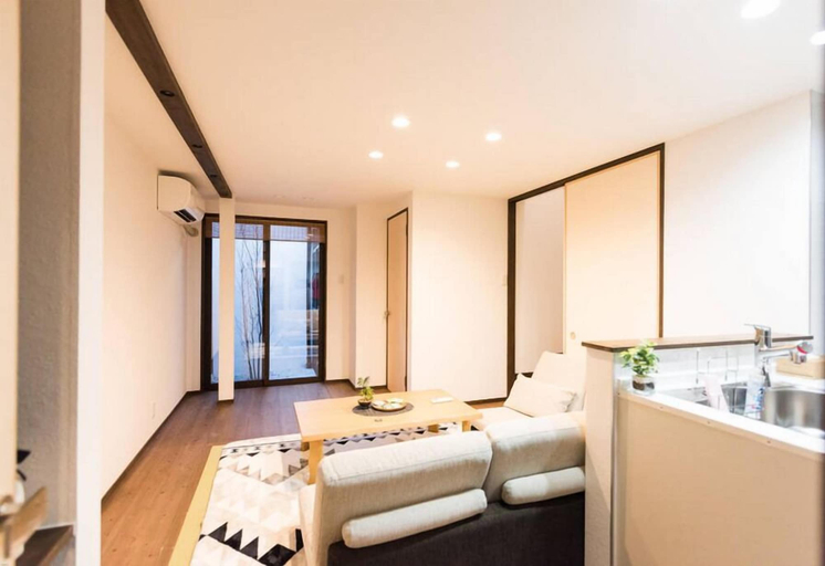 Bedroom 2, Fans House, Kyoto