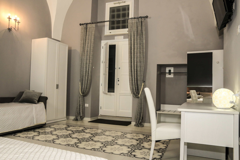 Bedroom 4, Stanze Orsini, Bari