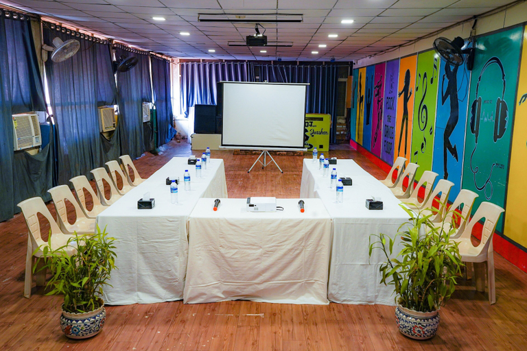 Business Facilities