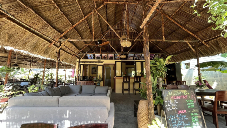 Food & Drinks 5, Mi Nhon Em Hotel Muine, Phan Thiết