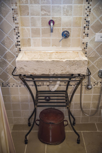 Bathroom 4, Paradise Trulli, Bari
