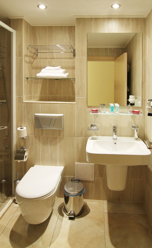 Bathroom 3, Puscha Congress Hotel, Obolons'kyi