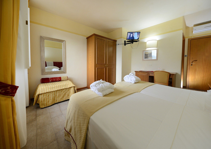 Bedroom 3, Hotel & terme Bagni di Lucca, Lucca