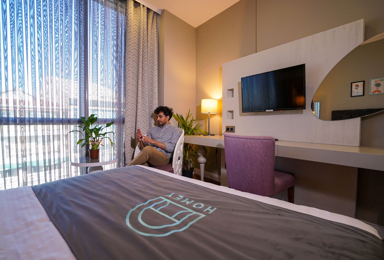 Bedroom 2, Homey Airport Hotel, Arnavutkoy