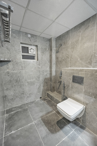 Bathroom 3, Hotel S J Pride, Khordha