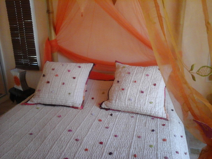 Bedroom 4, Chambres d'Hôtes Mas des lys, Var