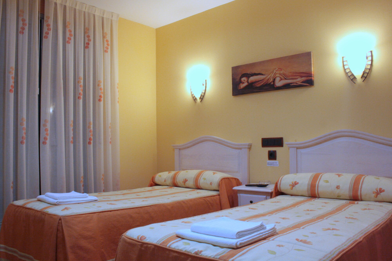 Bedroom 3, Hostal Regio, Madrid