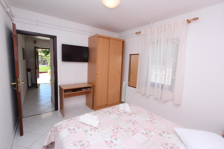Bedroom 2, Apartments Pataj, Rovinj