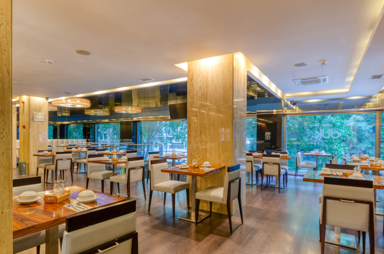 Food & Drinks 5, TURIM Av Liberdade Hotel, Lisbon