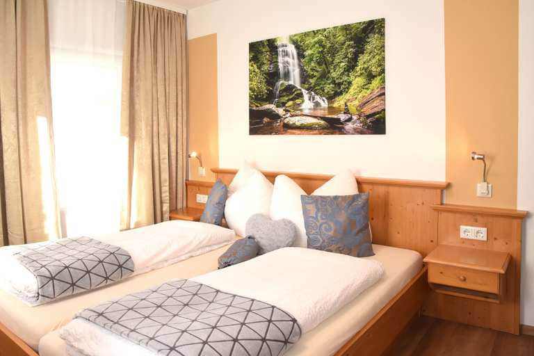 Bedroom 3, Pension Freiheit, Ostallgäu