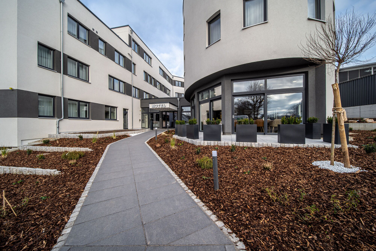 Exterior & Views 2, EE Hotel, Kassel