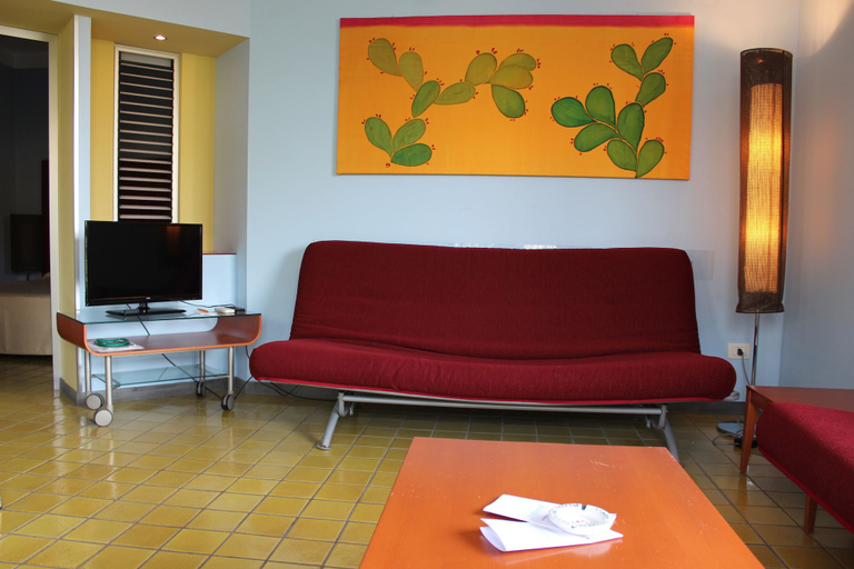 Others 5, Esperia, Messina