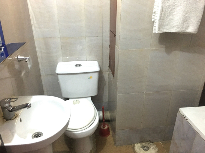 Bathroom 4, Sweet Savor Hotels & Suites, Alimosho
