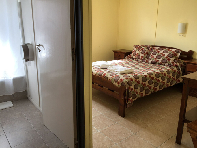 Bedroom 3, Hostel del Glaciar Pioneros, Lago Argentino