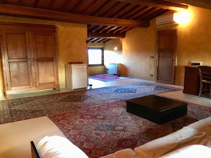 Bedroom 4, Agriturismo La Palazzina, Pisa