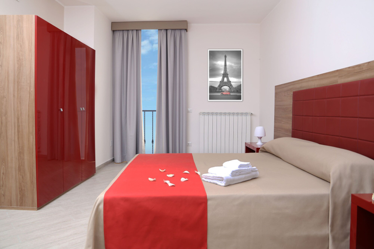 Bedroom 2, La Vie en Rose Residence, Napoli