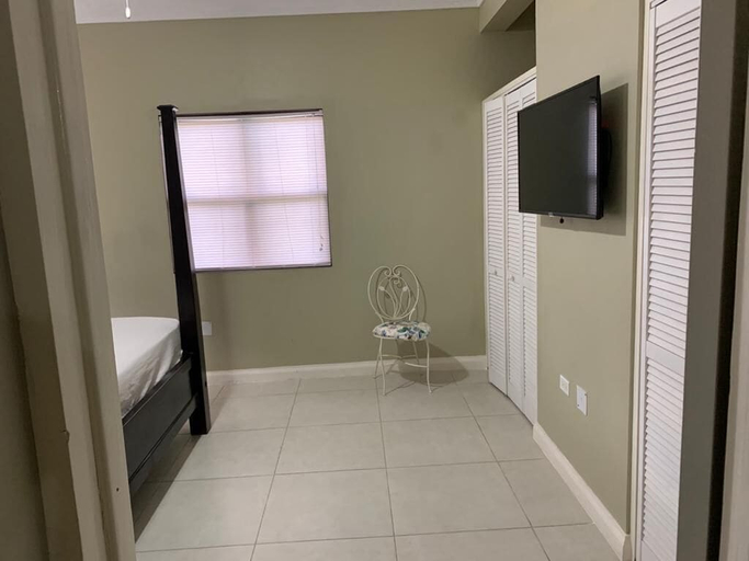 Bathroom 4, Water Mills Beach Apartments