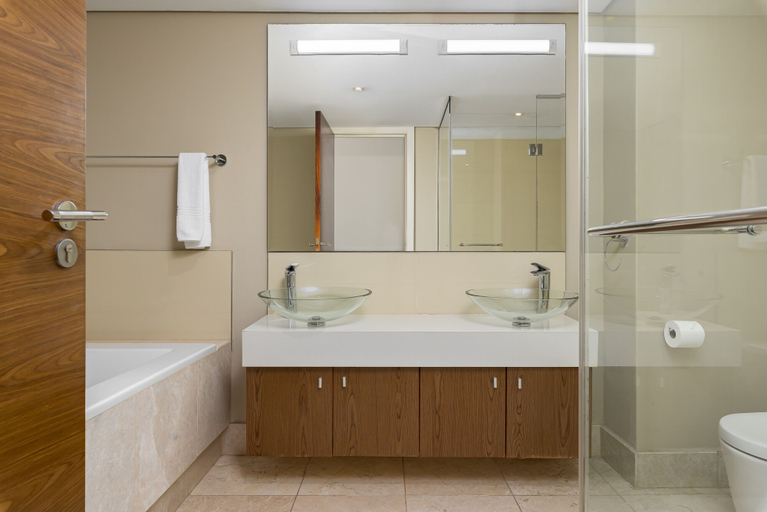 Bathroom 4, Canal Quays 607, City of Cape Town