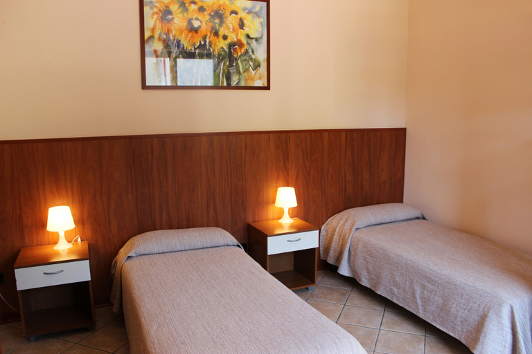 Room 4, B&B Villa Giglio, Varese