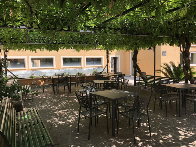 Food & Drinks, Basilica Hotel, Rome