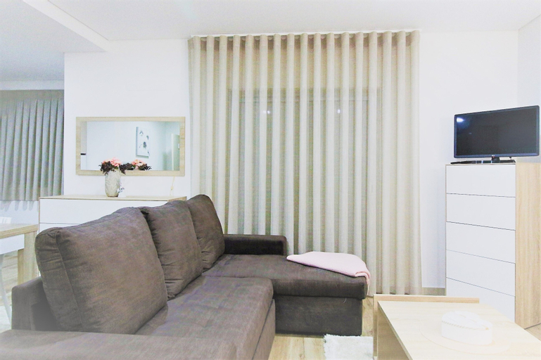 Others 5, Imperial Apartment, Braga