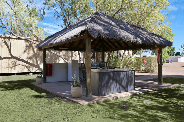 Exterior & Views 2, Aaok Moondarra Accommodation Village, Mount Isa