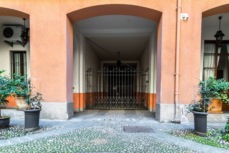 Exterior & Views 2, JOIVY Pontida Apartment, Milano