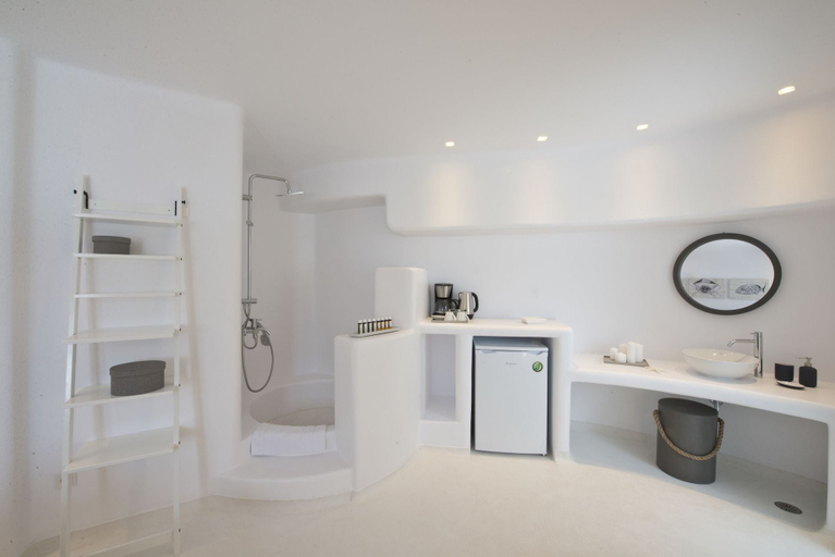 Bathroom 4, Villa Opal, South Aegean