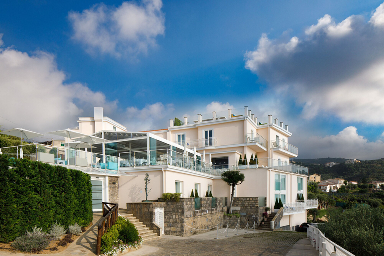 Exterior & Views 2, Villa Fiorella Art Hotel, Napoli