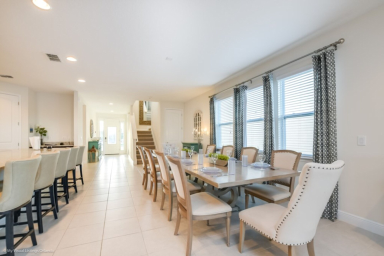 Food & Drinks 5, Family Friendly 9 Bedroom 8.5 Bathroom, Osceola