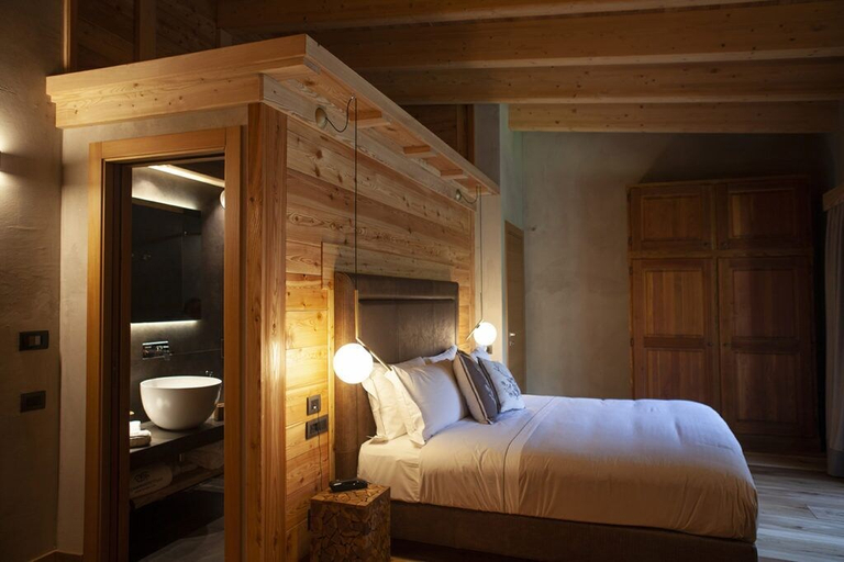 Bedroom 3, Au Charmant Petit Lac - Ecohotel Parc & Spa, Aosta