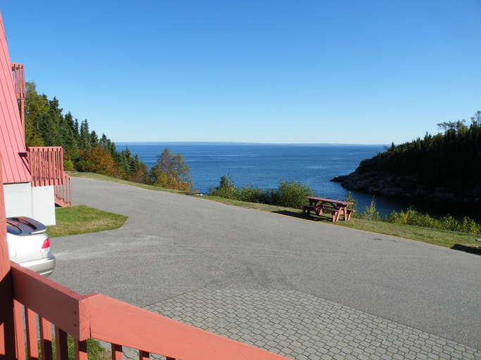 Others 4, Chalets de l'anse a Jos et anse a Yves, La Haute-Côte-Nord