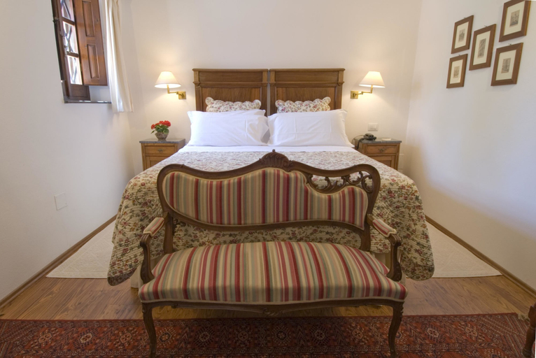 Bedroom 4, Hotel Lucrezia, Oristano