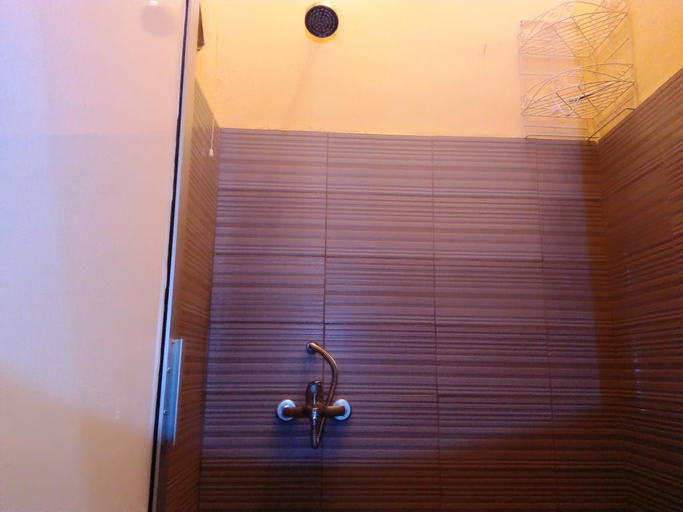 Bathroom, Griya Kos Gucci Syariah, Banyuwangi