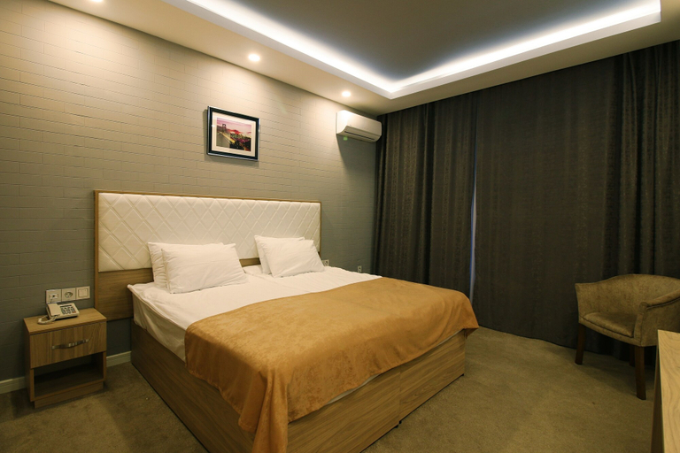 Bedroom 2, ZamZam Hotel, Baku