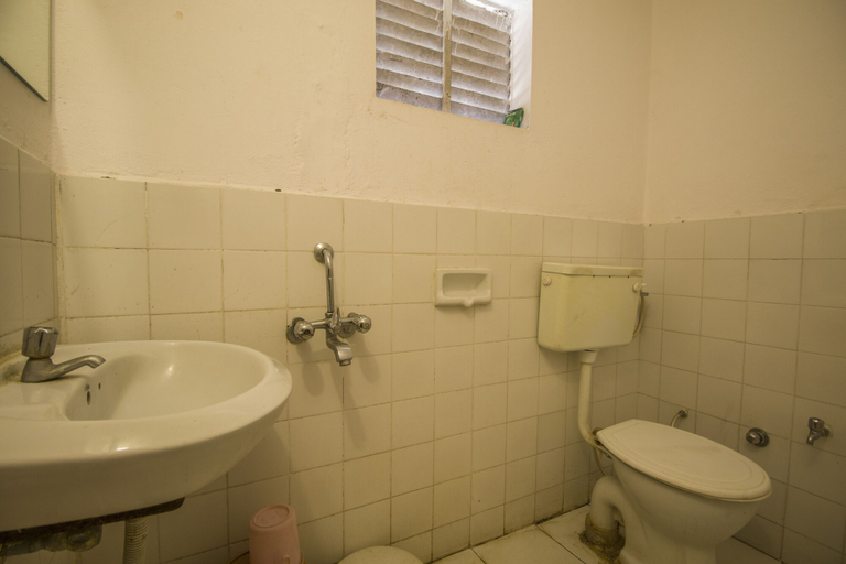 Bathroom 5, Tribal Wood Resort, Mandla