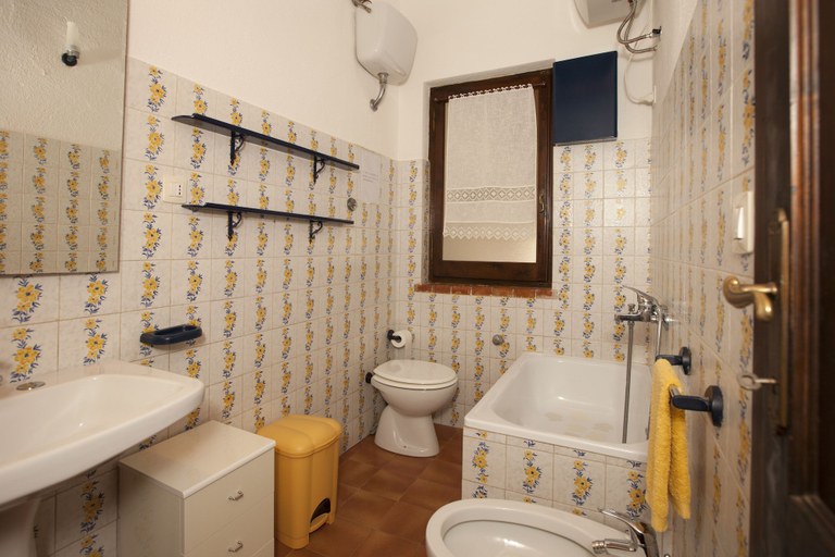 Bathroom 4, Villa Stefania, Cagliari