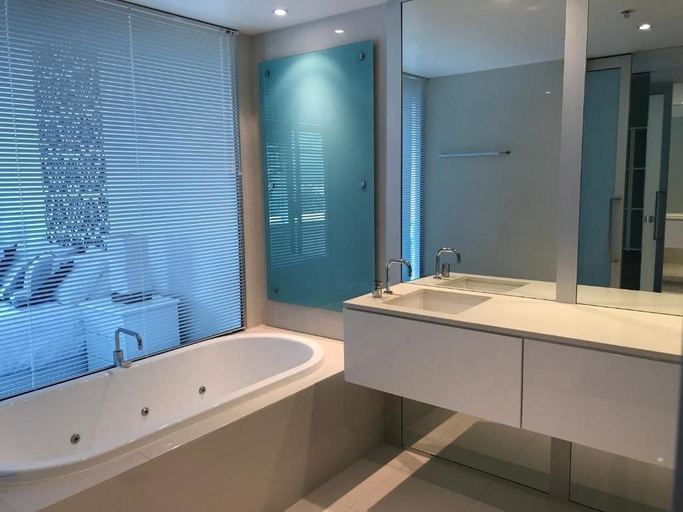 Bathroom 4, Private Apartments at Q1, Gold Coast