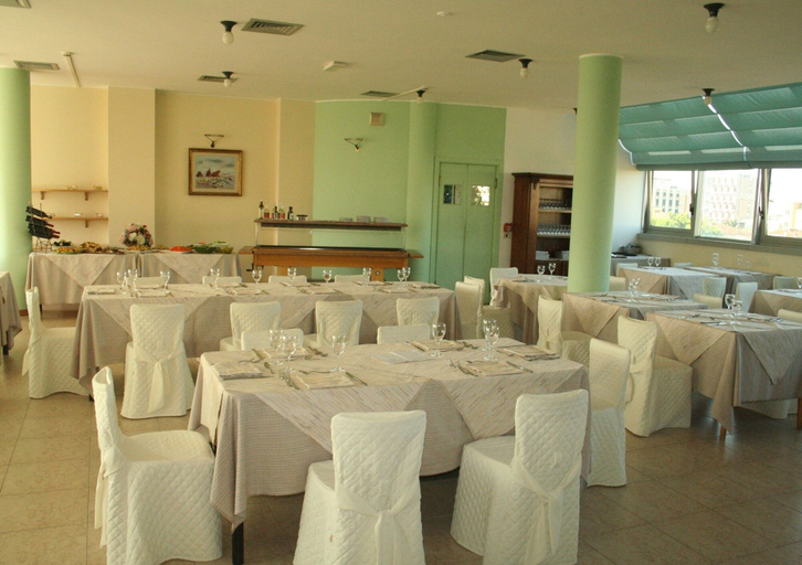 Food & Drinks, Hotel Elvezia, Pesaro E Urbino