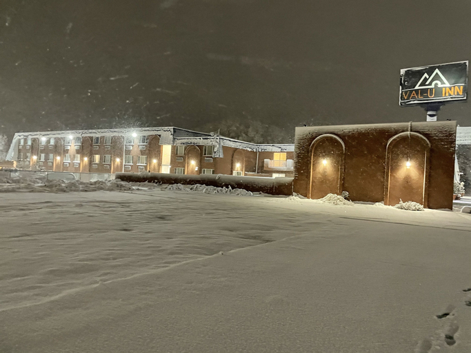 Val-U Inn, Humboldt