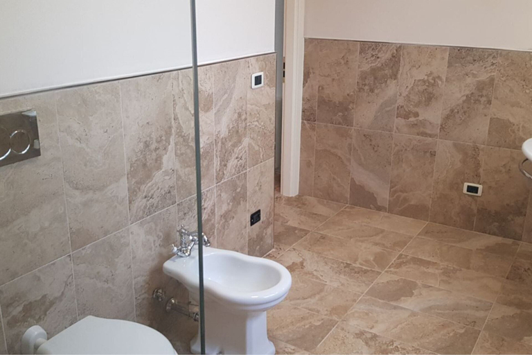 Bathroom, Villa Cappuccini, Arezzo