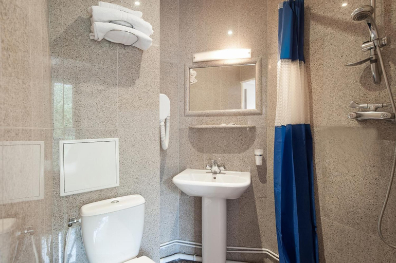 Bathroom 4, Hotel Americain, Paris