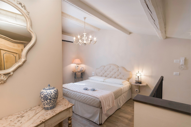 Bedroom 3, Pistoia Luxury Suite, Pistoia