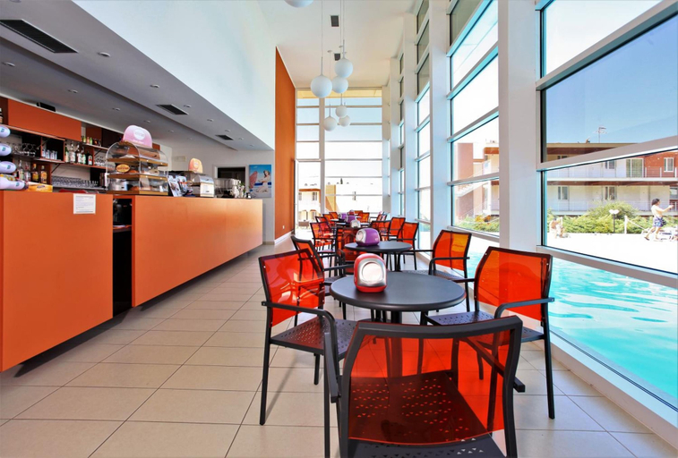 Food & Drinks 5, Sporting Club Resort, Cosenza